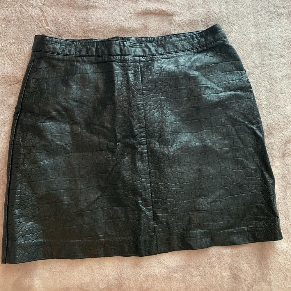 Leather skirt
